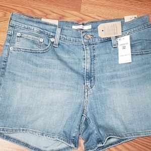 Levi Mid Thigh Shorts